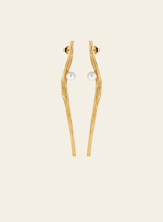 Uoma korvakorut pitkä, keltakullattua hopeaa