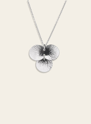 Tanssi pendant small, silver