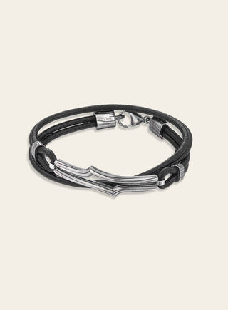 Vaellus bracelet with black leather cord, silver