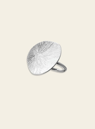 Lily ring, silver