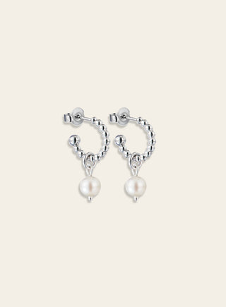 Helmi earrings with Akoya pearls, silver