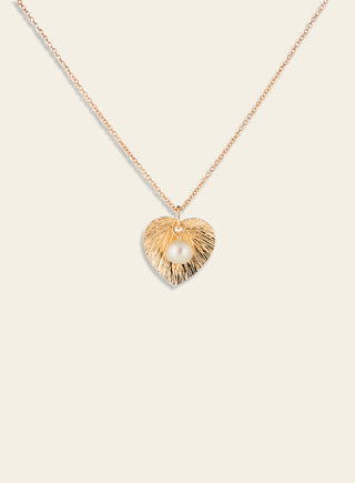 Lily pendant, yellow gold